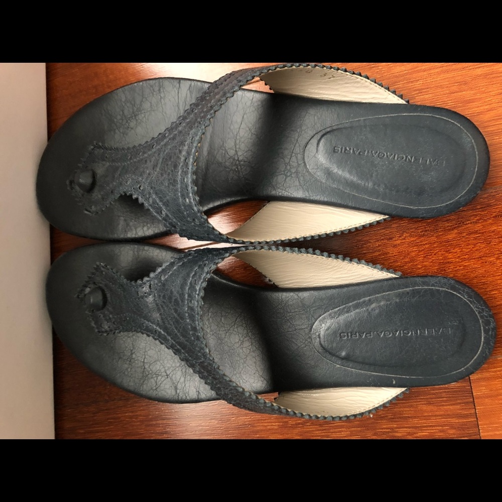 Balenciaga Drk Night Arena Tool Thong Sandals Us7 View 6